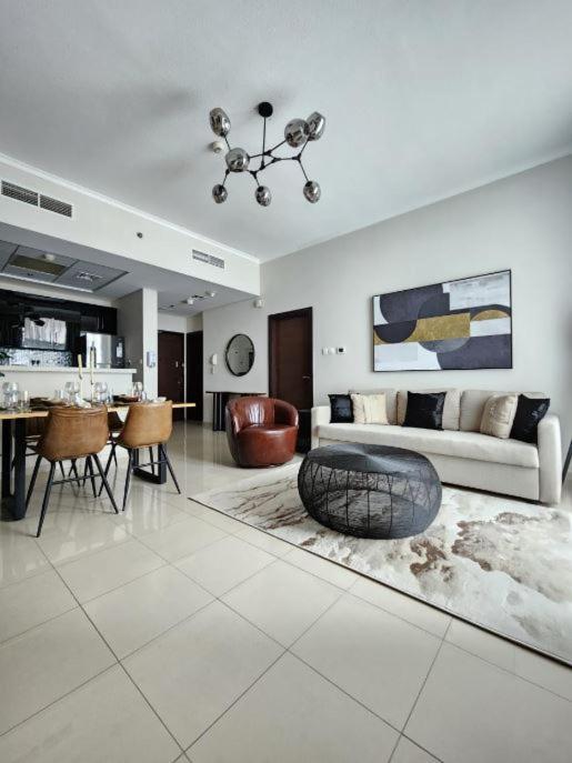 Nasma Luxury Stays - Botanica Tower Dubai Ngoại thất bức ảnh